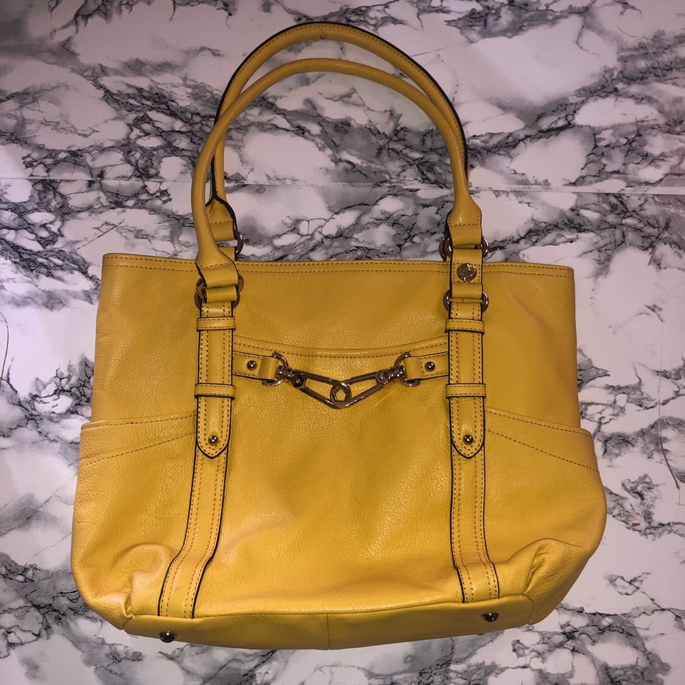 B Makowski Leather Handbag